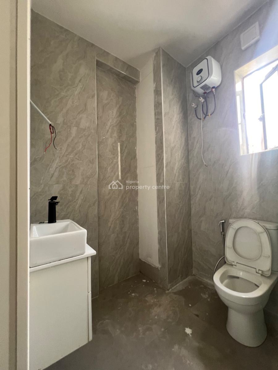 Nicely Built 2 Bedroom Apartment, Ikate, Lekki, Lagos, Flat / Apartment for Rent