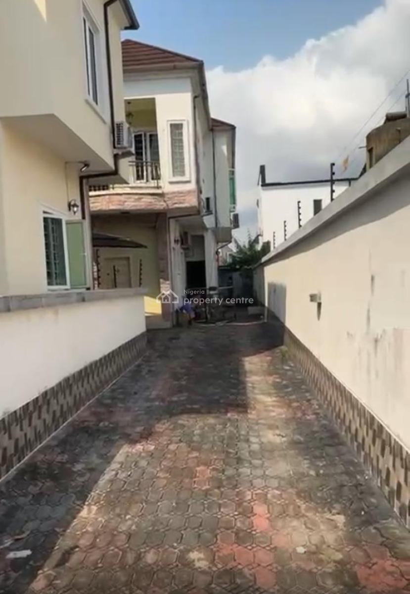 Self Compound 4 Bedroom Semi Detached Duplex with Bq, Osapa, Lekki, Lagos, Semi-detached Duplex for Rent