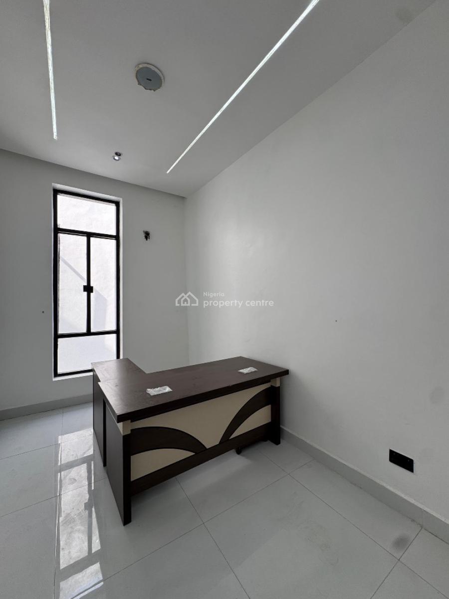 Magnificent 6  Bedroom with a Private Pool & Gym , Cinema & Elevator, Chevron Drive, Lekki Expressway, Lekki, Lagos, Detached Duplex for Sale