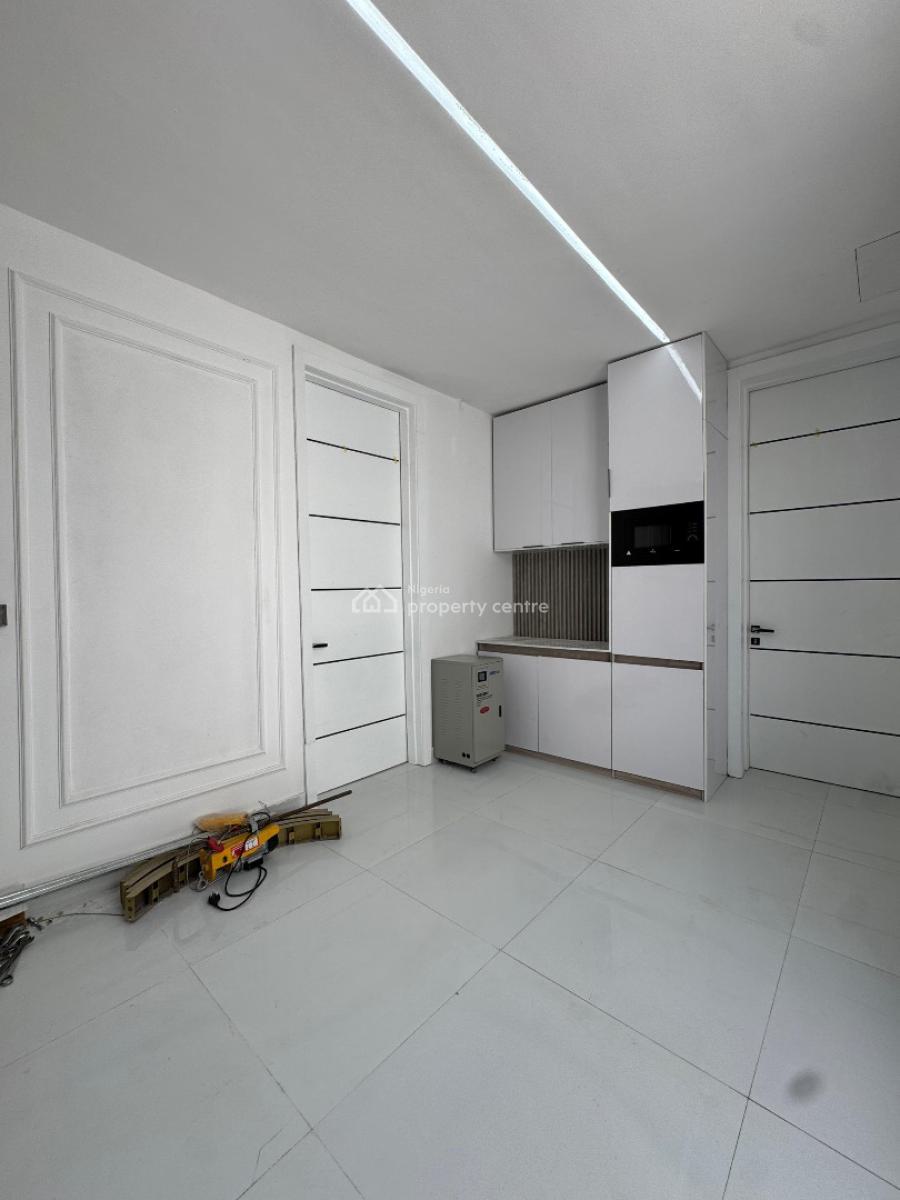 Magnificent 6  Bedroom with a Private Pool & Gym , Cinema & Elevator, Chevron Drive, Lekki Expressway, Lekki, Lagos, Detached Duplex for Sale