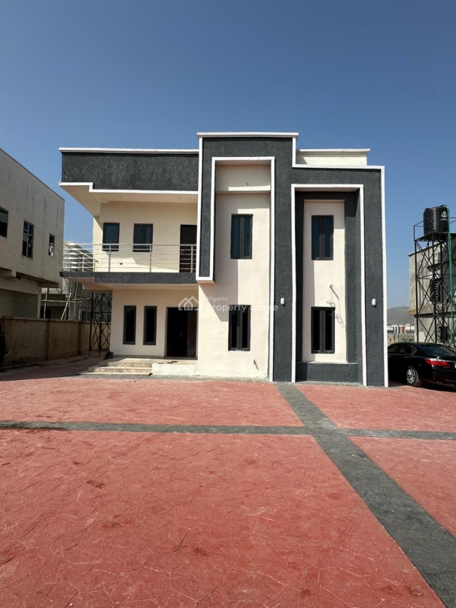 Well Built 5-bedrooms Detached Duplex with Bq, Mini Estate, Karsana, Abuja, Detached Duplex for Sale