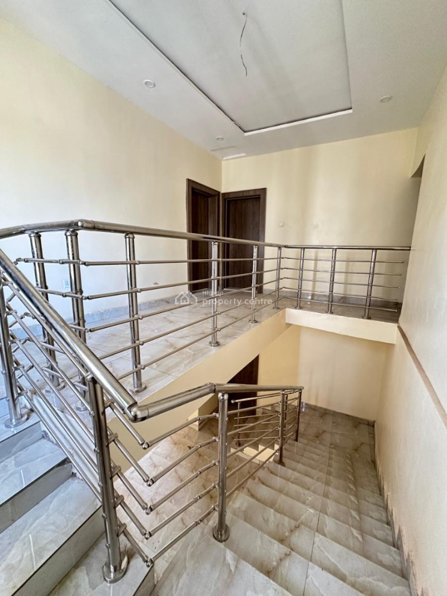 Well Built 5-bedrooms Detached Duplex with Bq, Mini Estate, Karsana, Abuja, Detached Duplex for Sale