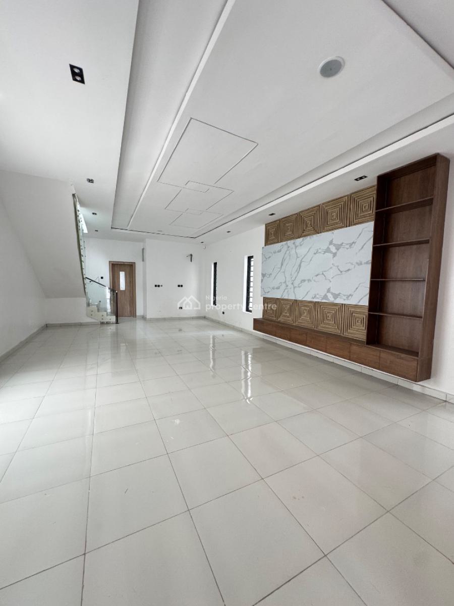 Very Spacious 5 Bedroom House  Pool, Vgc, Lekki, Lagos, Detached Duplex for Sale