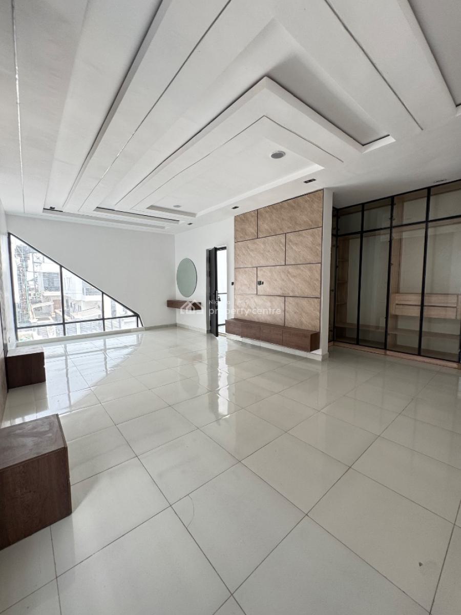 Very Spacious 5 Bedroom House  Pool, Vgc, Lekki, Lagos, Detached Duplex for Sale
