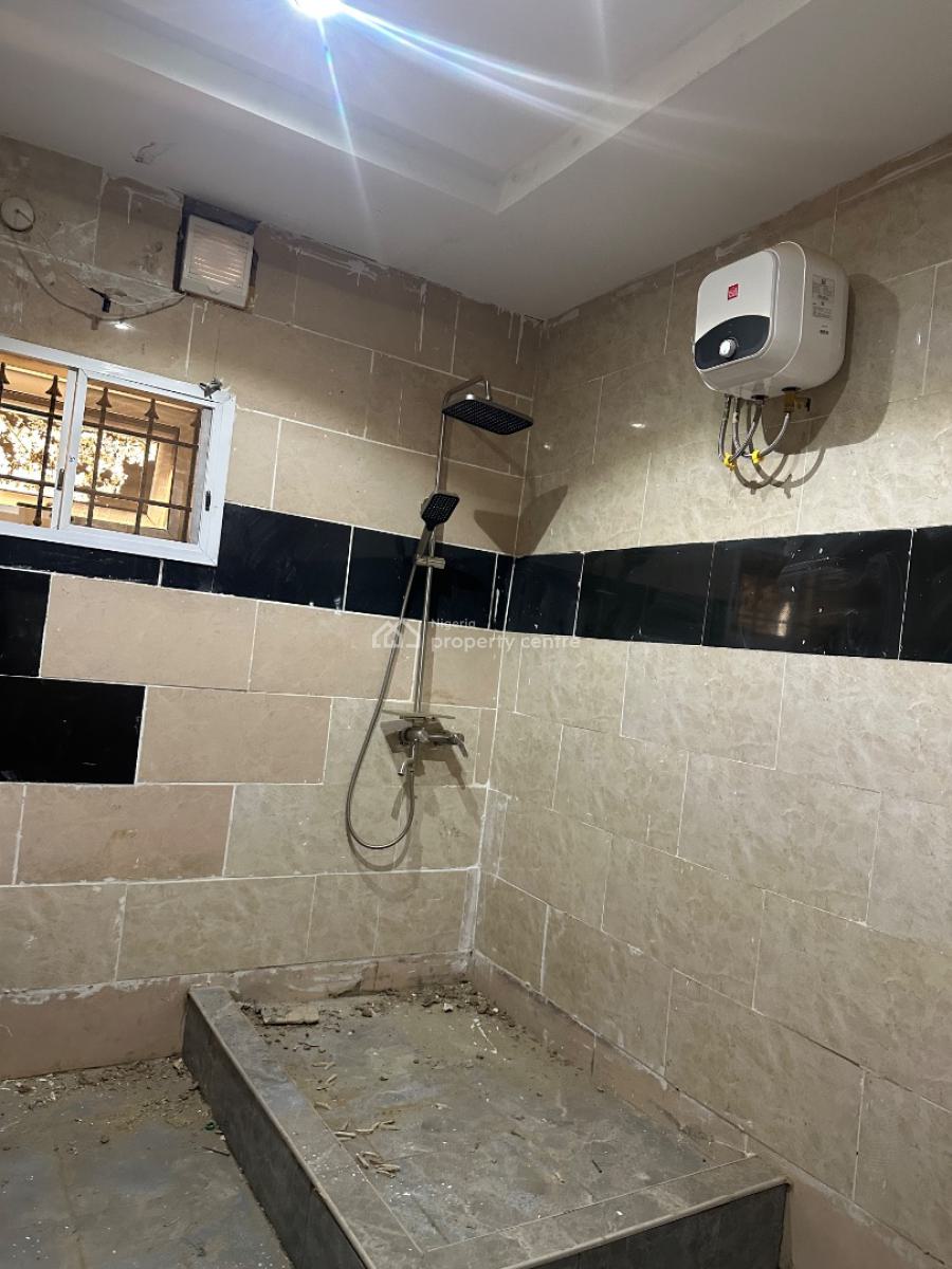 Luxury 6 Bedroom Duplex, Guzape District, Abuja, House for Sale