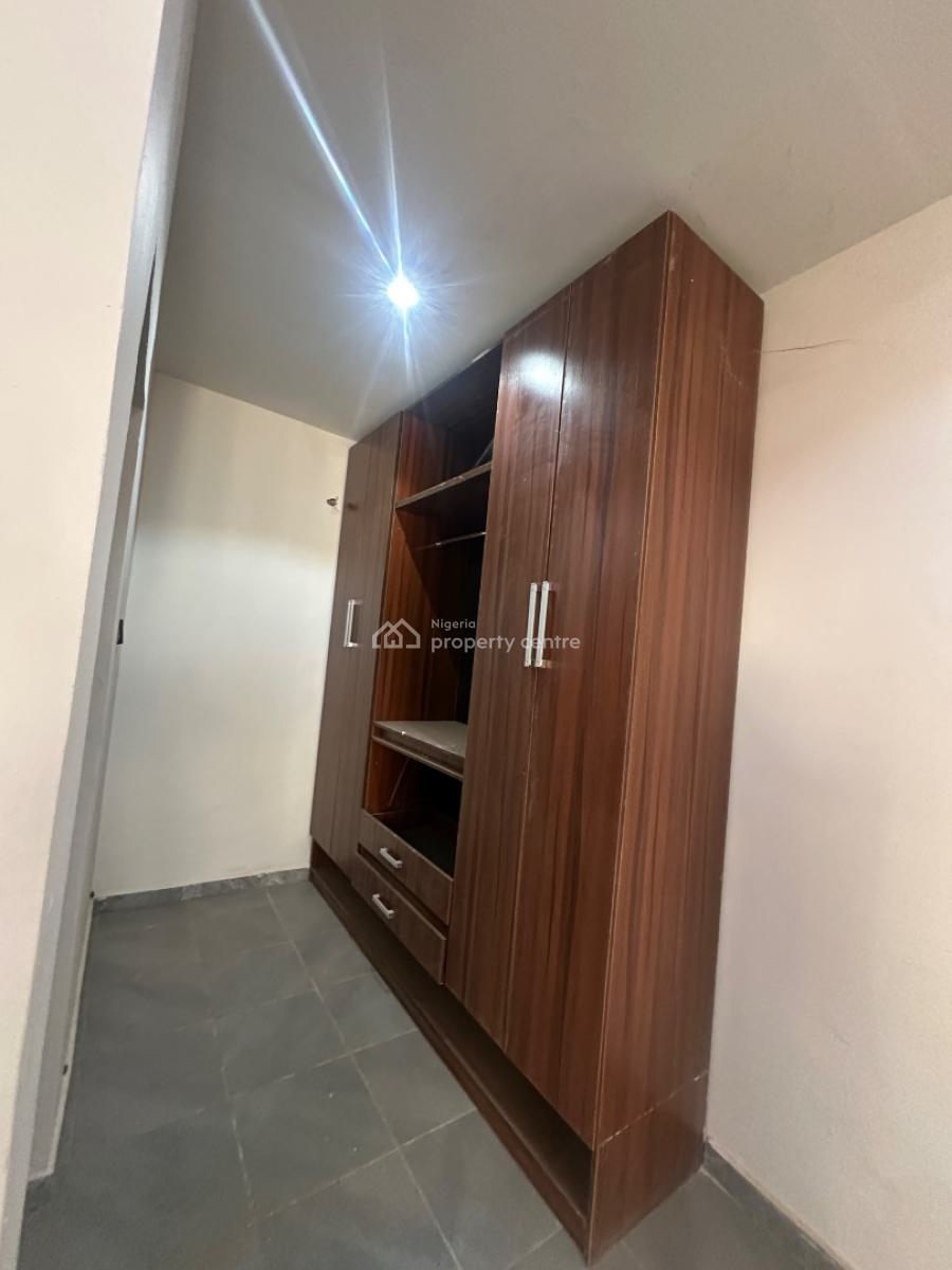 Luxury 6 Bedroom Duplex, Guzape District, Abuja, House for Sale