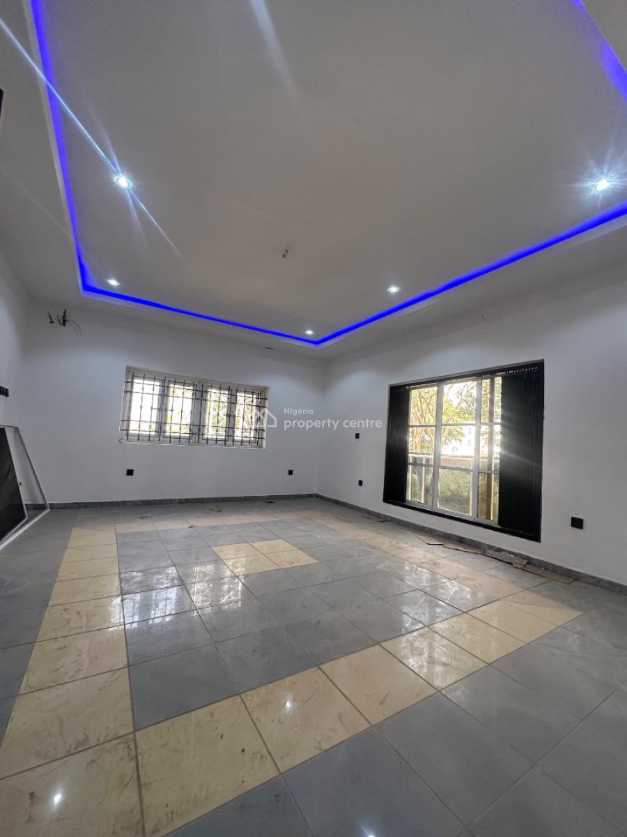 Luxury 6 Bedroom Duplex, Guzape District, Abuja, House for Sale