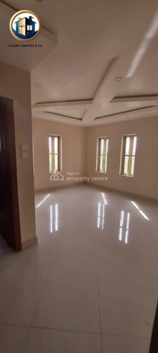 Spacious 5 Bedroom Terrace Duplex in a Well-organized Estate, Royal Garden Estate, Ajah, Lagos, Terraced Duplex for Sale