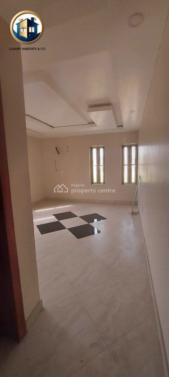 Spacious 5 Bedroom Terrace Duplex in a Well-organized Estate, Royal Garden Estate, Ajah, Lagos, Terraced Duplex for Sale