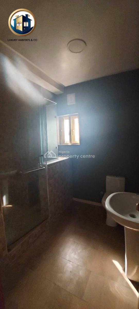 Spacious 5 Bedroom Terrace Duplex in a Well-organized Estate, Royal Garden Estate, Ajah, Lagos, Terraced Duplex for Sale