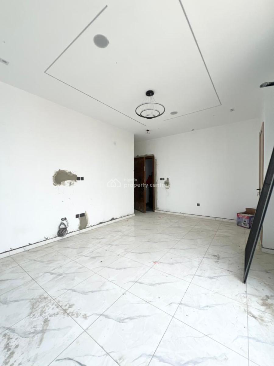 Exquisite 2bedroom Apartment with Swimming Pool in a Secure Estate, New Road, Lekki, Lagos, Flat / Apartment for Sale