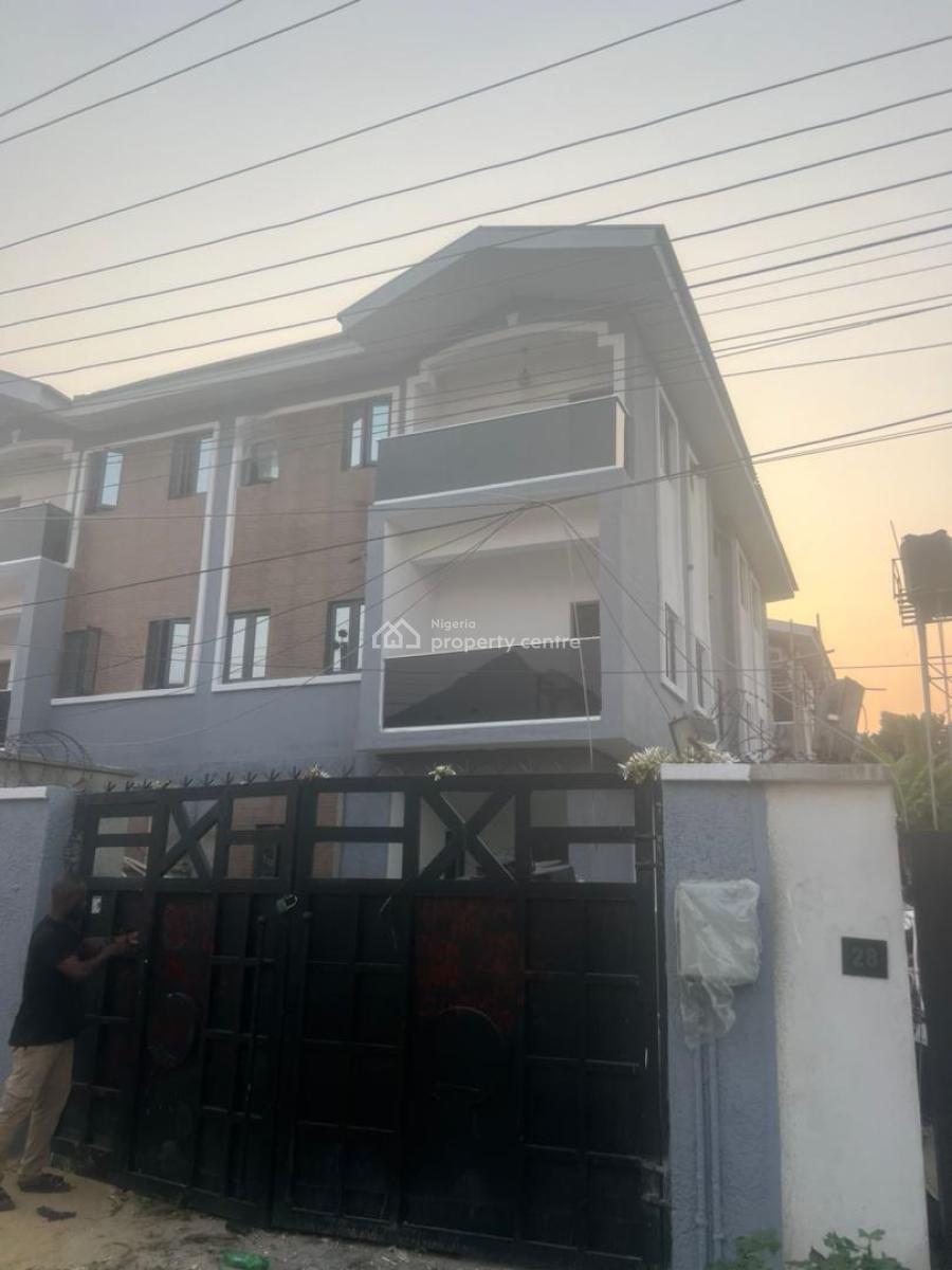 4 Bedroom Semi-detached Duplex with Bq, Chevron, Lekki, Lagos, Semi-detached Duplex for Rent