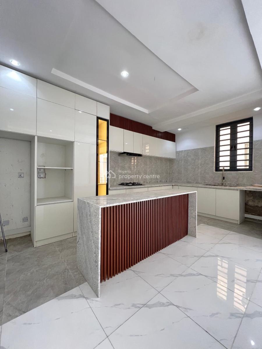 Contemporary 3bedroom Apartment, Lekki Phase 1, Lekki, Lagos, Flat / Apartment for Sale