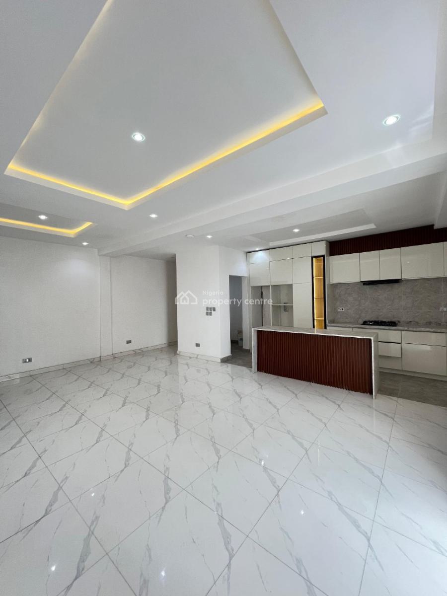 Contemporary 3bedroom Apartment, Lekki Phase 1, Lekki, Lagos, Flat / Apartment for Sale