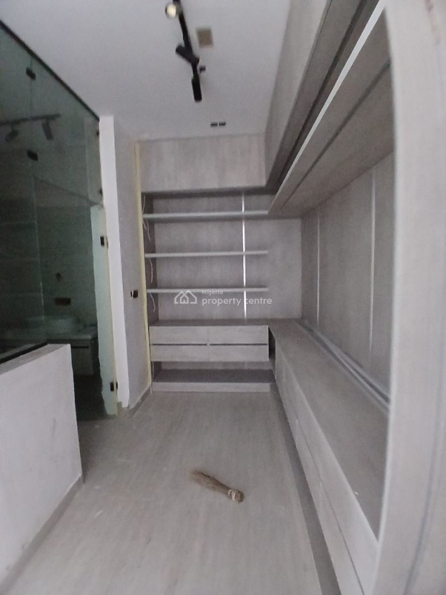 Tastefully Finished and Newly Built and Serviced with 24/7 Power Suppl, Lekki Phase 1, Lekki, Lagos, Flat / Apartment for Sale