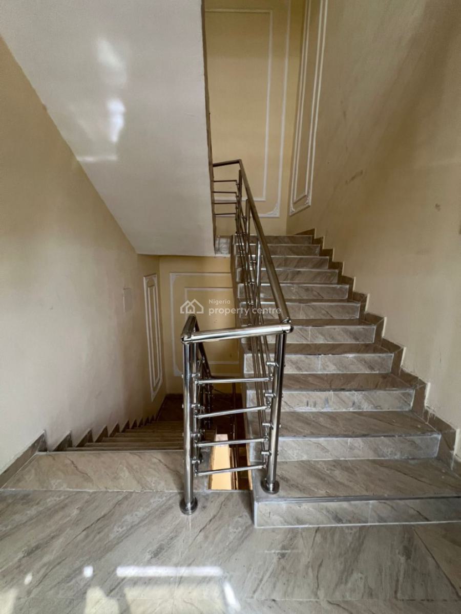 Nice 3 Bedroom Apartment, Ologolo, Lekki,, Ologolo, Lekki, Lagos, Flat / Apartment for Rent