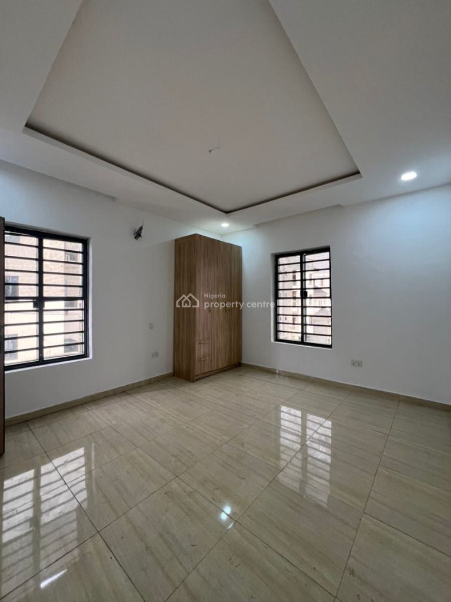 Nice 3 Bedroom Apartment, Ologolo, Lekki,, Ologolo, Lekki, Lagos, Flat / Apartment for Rent