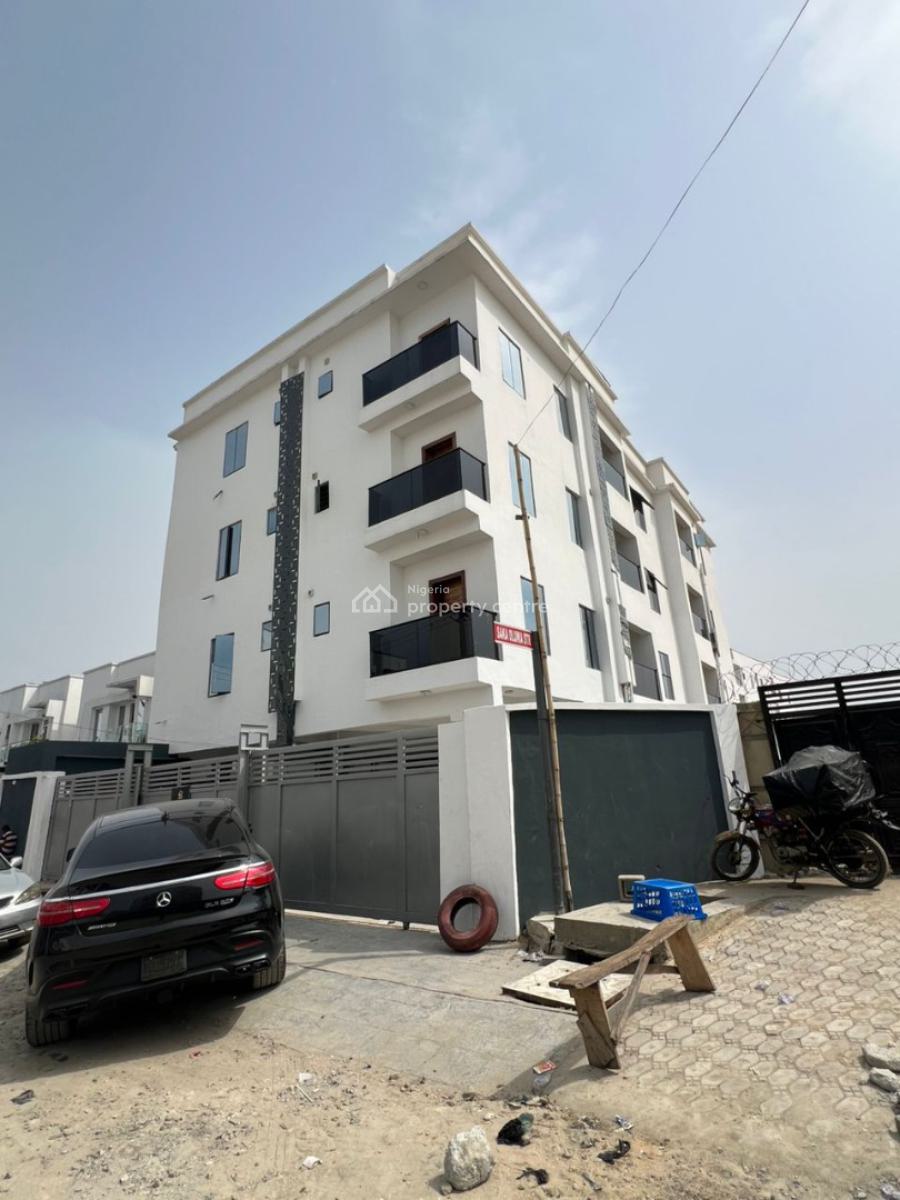 Nice 3 Bedroom Apartment, Ologolo, Lekki,, Ologolo, Lekki, Lagos, Flat / Apartment for Rent