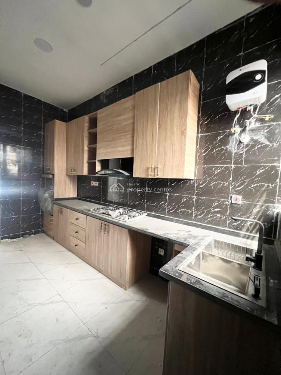 Exclusive 4bedroom Terrace Duplex in a Secure Estate, Ikota, Lekki, Lagos, Terraced Duplex for Sale