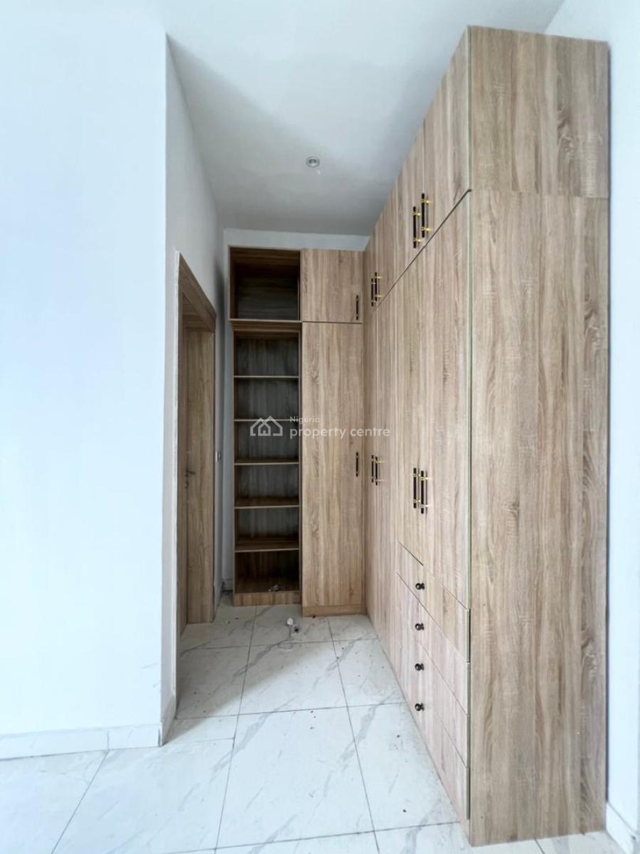 Exclusive 4bedroom Terrace Duplex in a Secure Estate, Ikota, Lekki, Lagos, Terraced Duplex for Sale