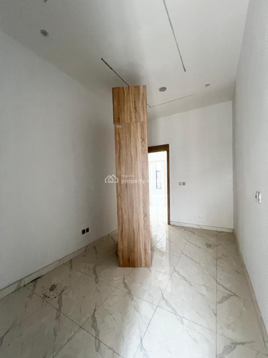 Exclusive 4bedroom Terrace Duplex in a Secure Estate, Ikota, Lekki, Lagos, Terraced Duplex for Sale