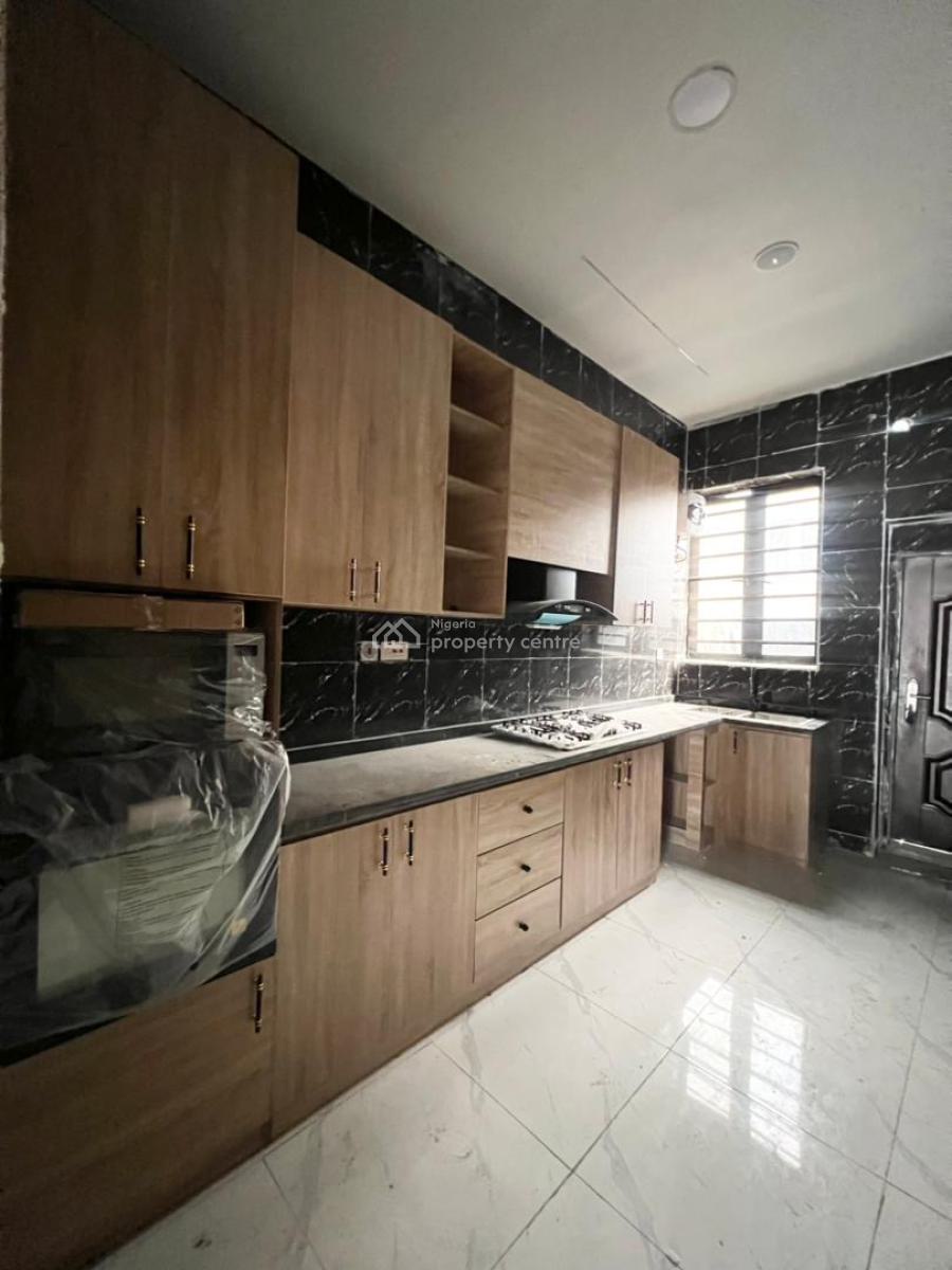 Exclusive 4bedroom Terrace Duplex in a Secure Estate, Ikota, Lekki, Lagos, Terraced Duplex for Sale