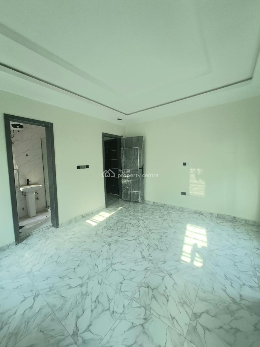 Newly Built Serviced 3 Bedrooms Apartment, Orchid, Lekki, Lagos, Flat / Apartment for Rent