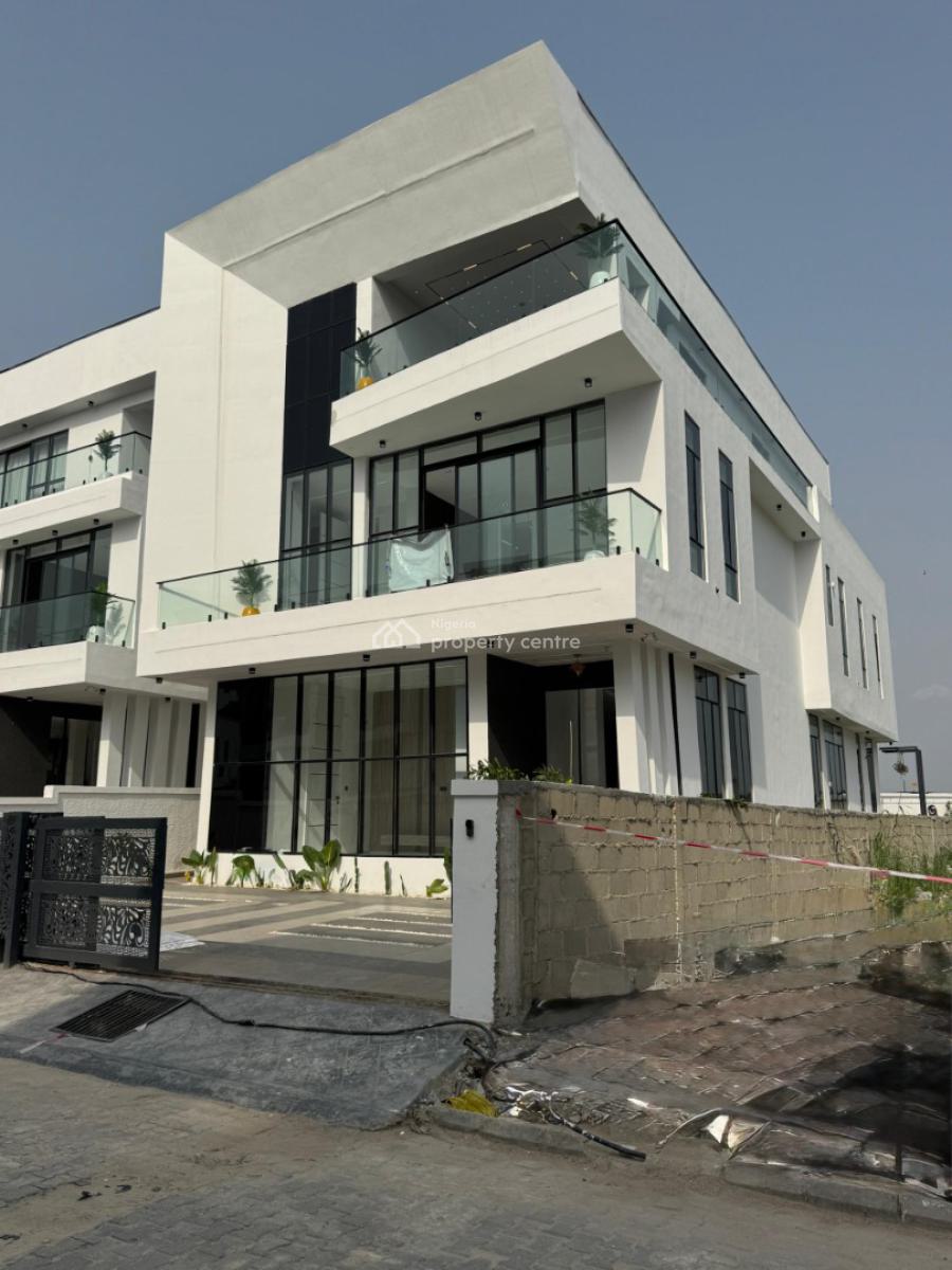 Magnificent 6  Beds with a Private Pool & Gym, Chevron Drive, Lekki, Lagos, Detached Duplex for Sale