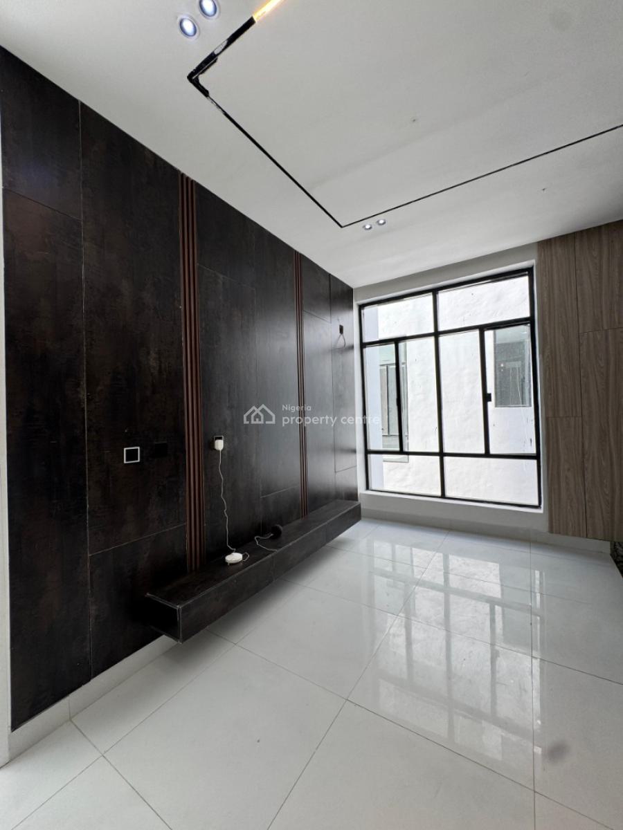 Magnificent 6  Beds with a Private Pool & Gym, Chevron Drive, Lekki, Lagos, Detached Duplex for Sale