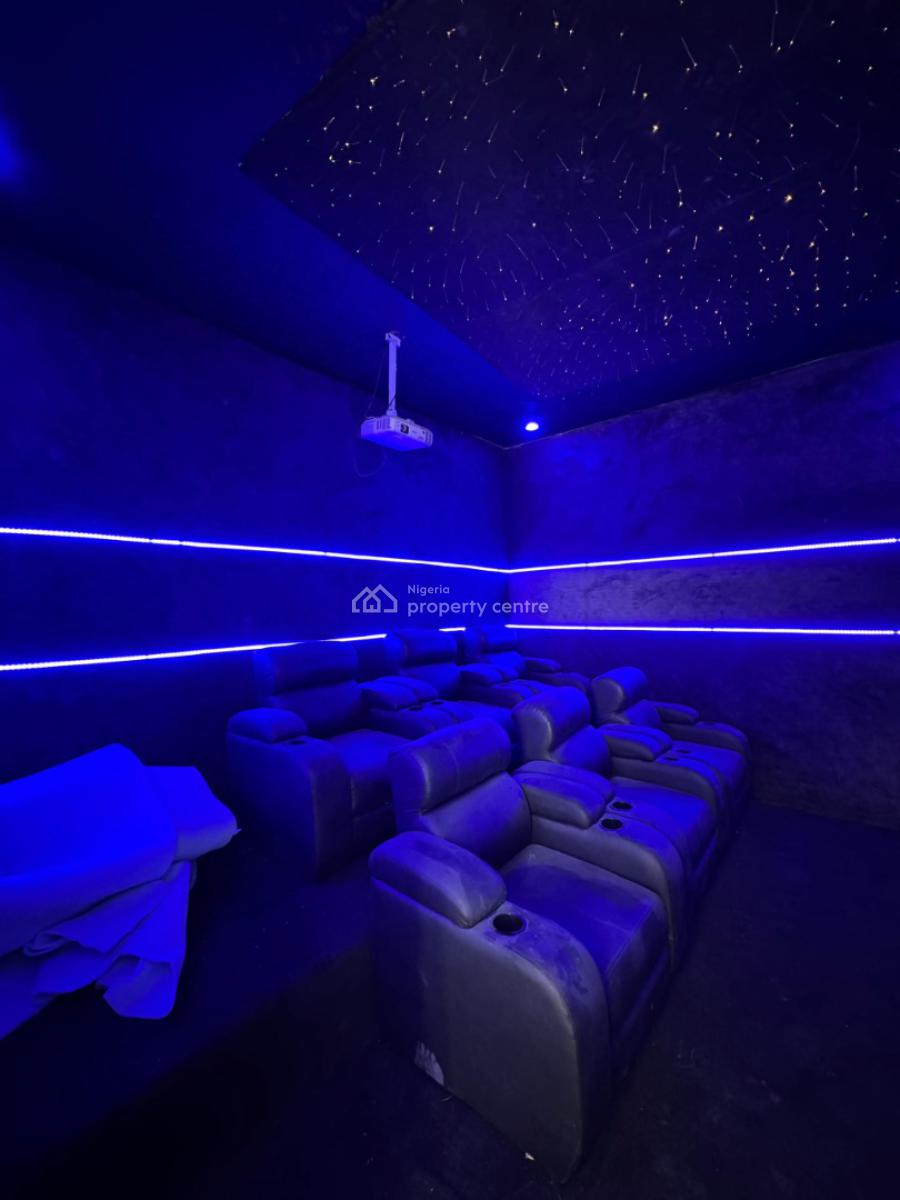 Magnificent 6  Beds with a Private Pool & Gym, Chevron Drive, Lekki, Lagos, Detached Duplex for Sale