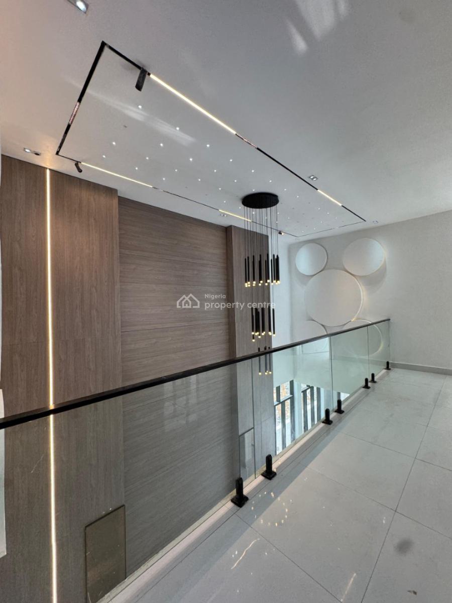 Magnificent 6  Beds with a Private Pool & Gym, Chevron Drive, Lekki, Lagos, Detached Duplex for Sale