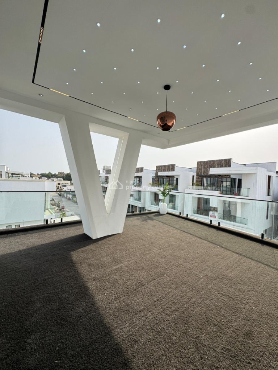 Magnificent 6  Beds with a Private Pool & Gym, Chevron Drive, Lekki, Lagos, Detached Duplex for Sale