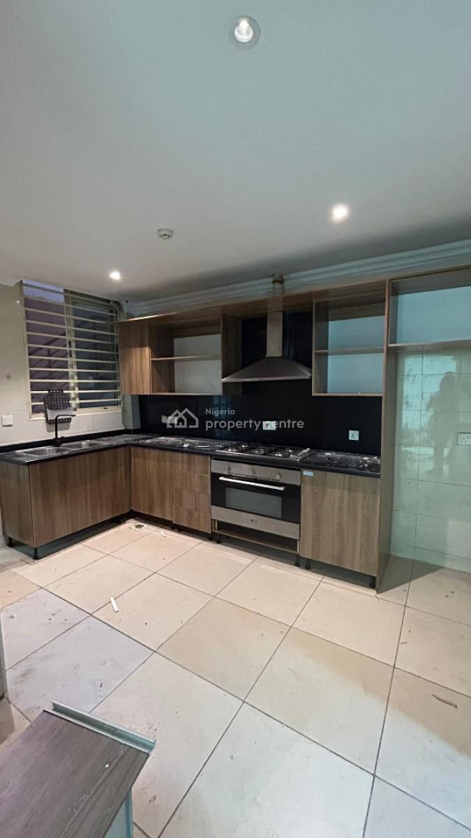 Spacious 4 Bedroom Apartment Available in Old Ikoyi, Old Ikoyi, Ikoyi, Lagos, Flat / Apartment for Rent