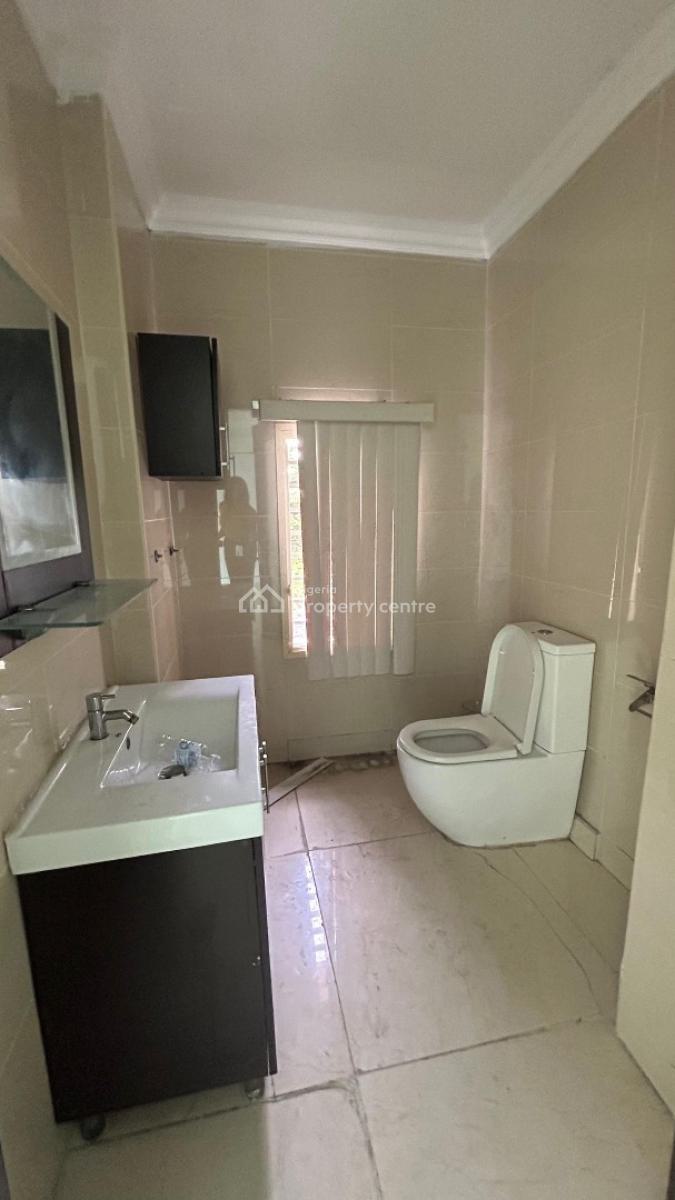 Spacious 4 Bedroom Apartment Available in Old Ikoyi, Old Ikoyi, Ikoyi, Lagos, Flat / Apartment for Rent