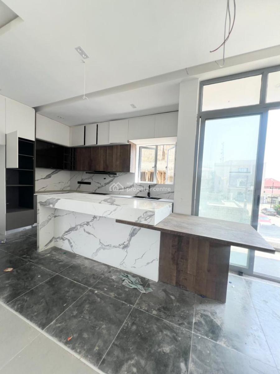Elegant 4 Bedroom Terrace Duplex in a Secured Estate., Lekki Phase 1, Lekki, Lagos, Terraced Duplex for Sale