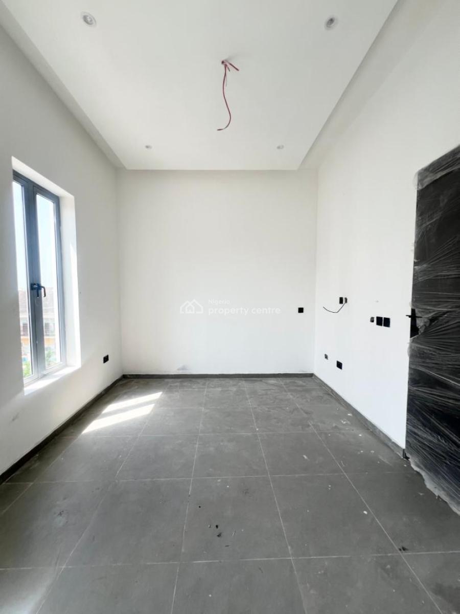 Elegant 4 Bedroom Terrace Duplex in a Secured Estate., Lekki Phase 1, Lekki, Lagos, Terraced Duplex for Sale