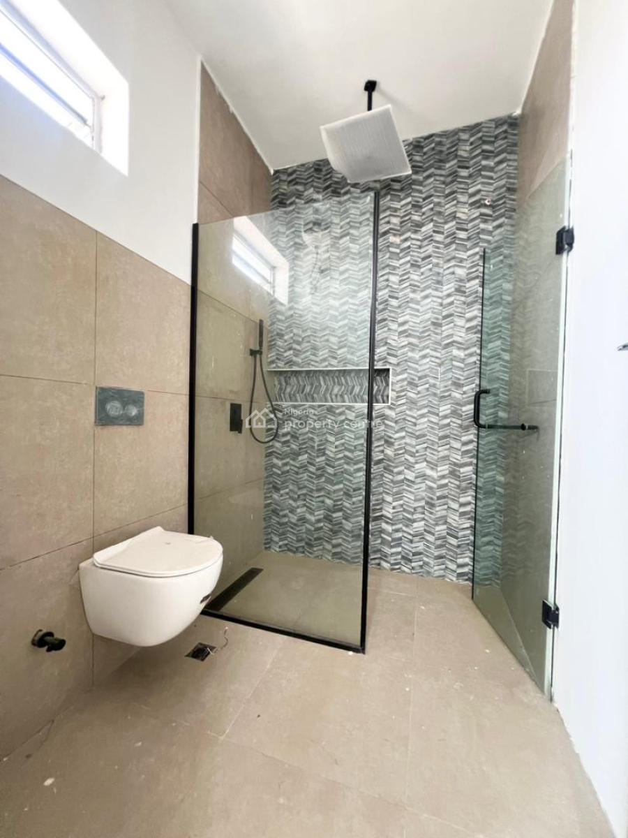 Elegant 4 Bedroom Terrace Duplex in a Secured Estate., Lekki Phase 1, Lekki, Lagos, Terraced Duplex for Sale