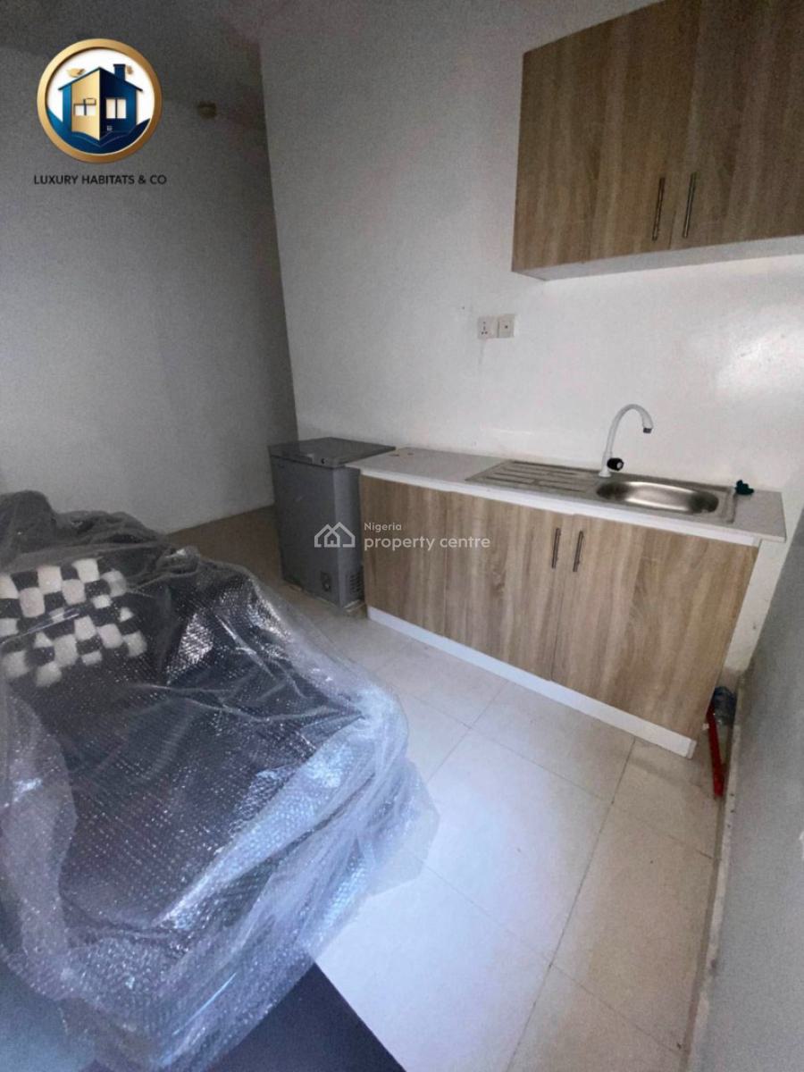 Standard & Spacious Mini Flat Upstairs with an Open Plan Kitchen, Bera Estate, Chevron, Lekki, Lagos, Mini Flat (room and Parlour) for Rent