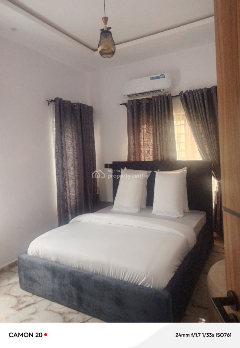 *noble Prime Prestige Concepts Properties*  Surulere Prime Short L, Bode Thomas, Surulere, Lagos, Flat / Apartment Short Let