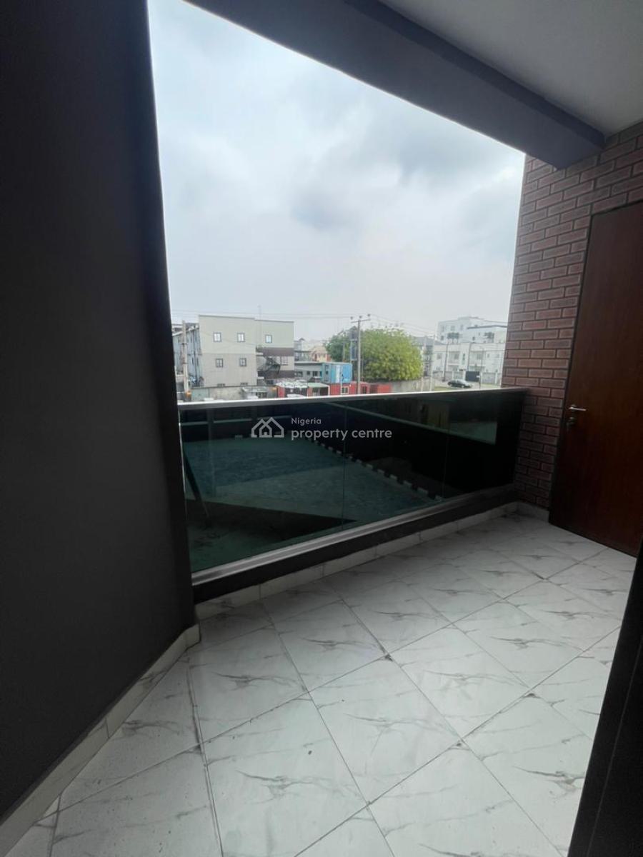 Newly Built 8 Units of 3 Bedrooms Apartment Available for Lease, Lekki Phase 1, Lekki, Lagos, Flat / Apartment for Rent