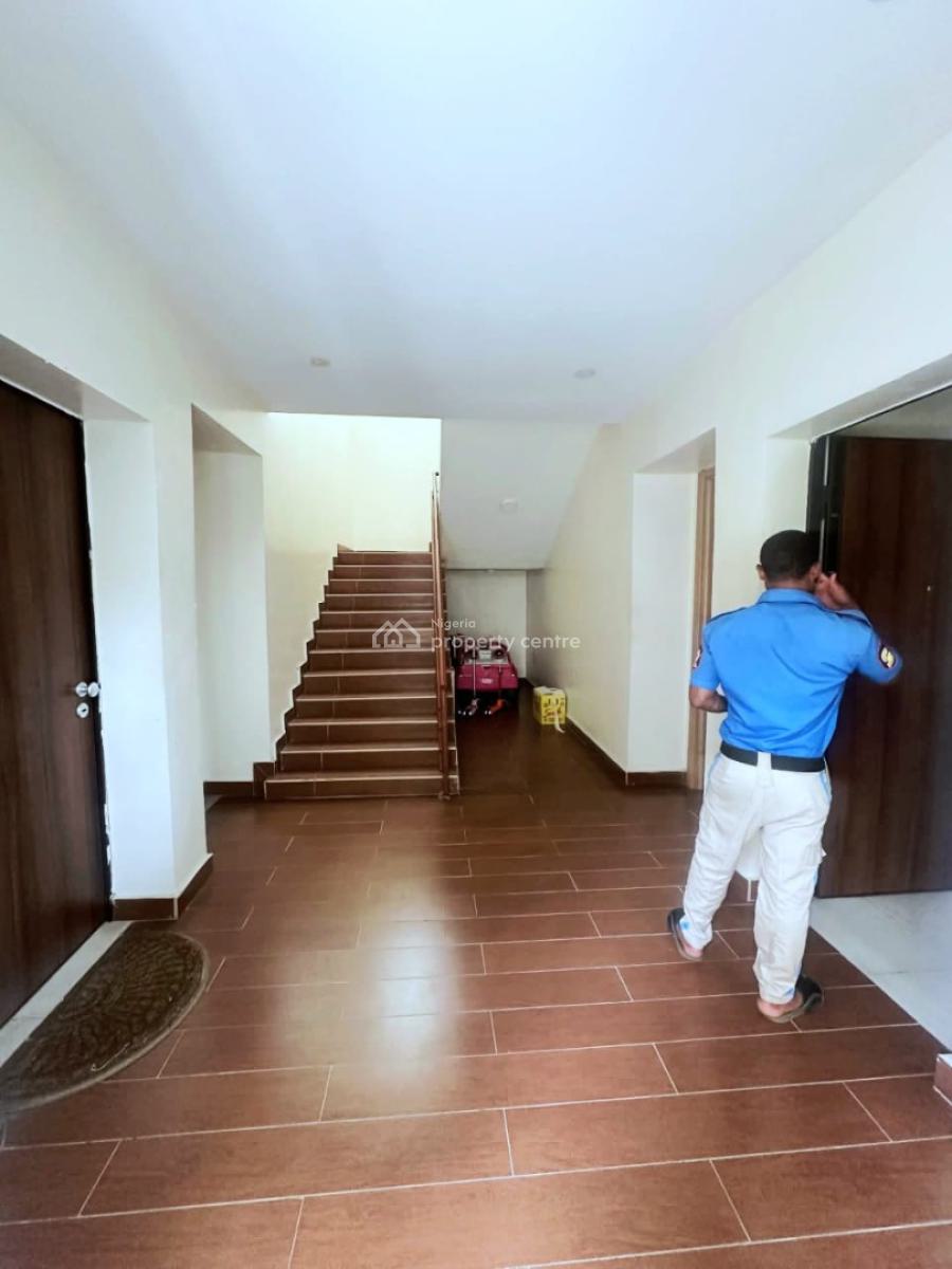 Well Maintained 2 Bedroom with Bq, Victoria Island (vi), Lagos, Flat / Apartment for Rent