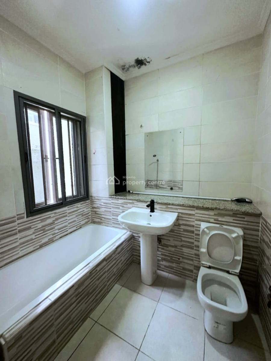 Well Maintained 2 Bedroom with Bq, Victoria Island (vi), Lagos, Flat / Apartment for Rent