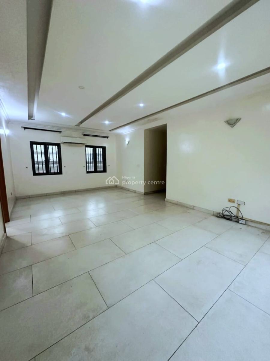 Well Maintained 2 Bedroom with Bq, Victoria Island (vi), Lagos, Flat / Apartment for Rent