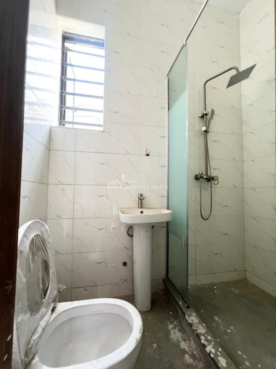 Classic 4bedroom Terrace Duplex in a Secure Estate, Ologolo, Lekki, Lagos, Terraced Duplex for Sale