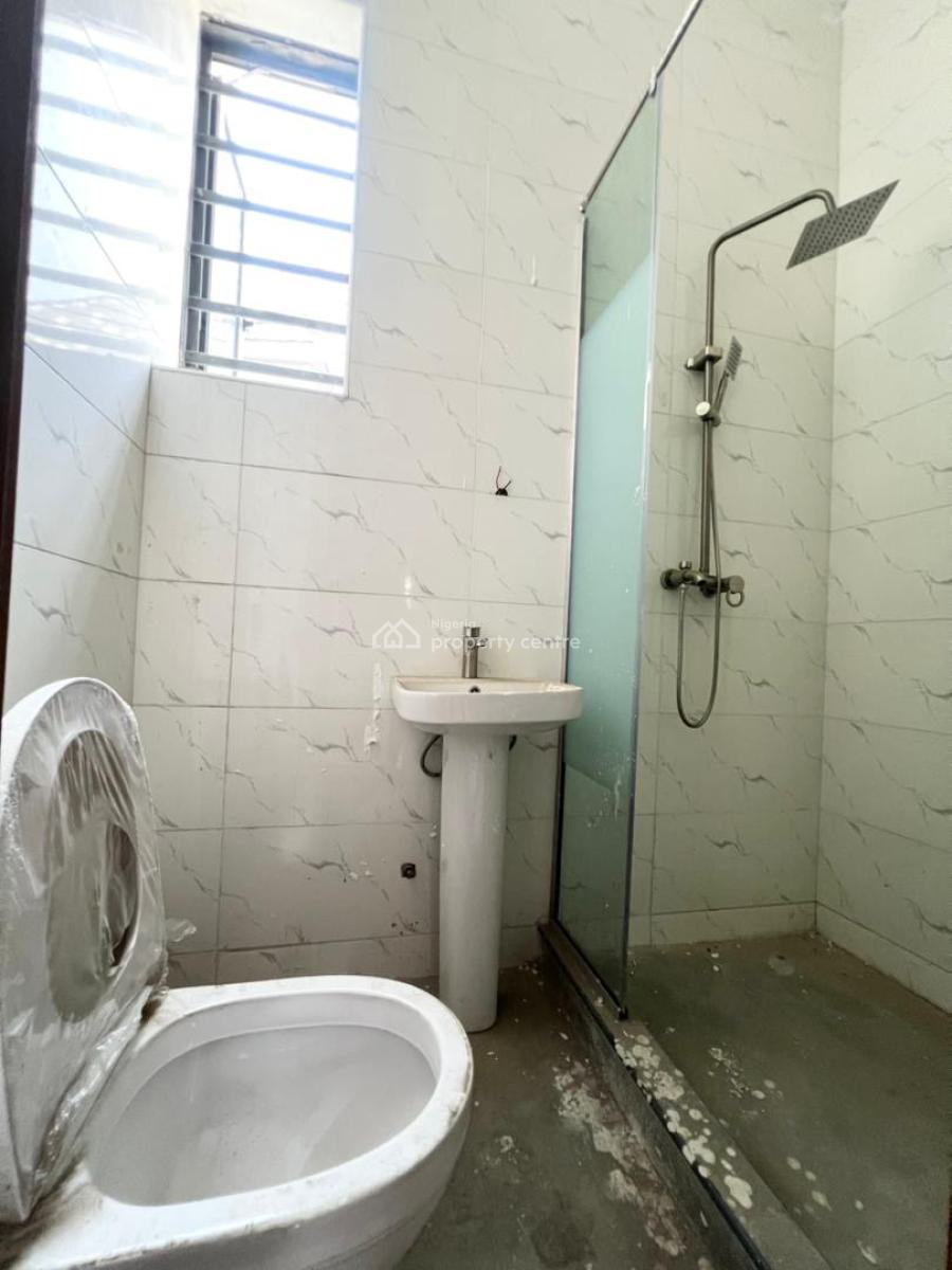 Classic 4bedroom Terrace Duplex in a Secure Estate, Ologolo, Lekki, Lagos, Terraced Duplex for Sale