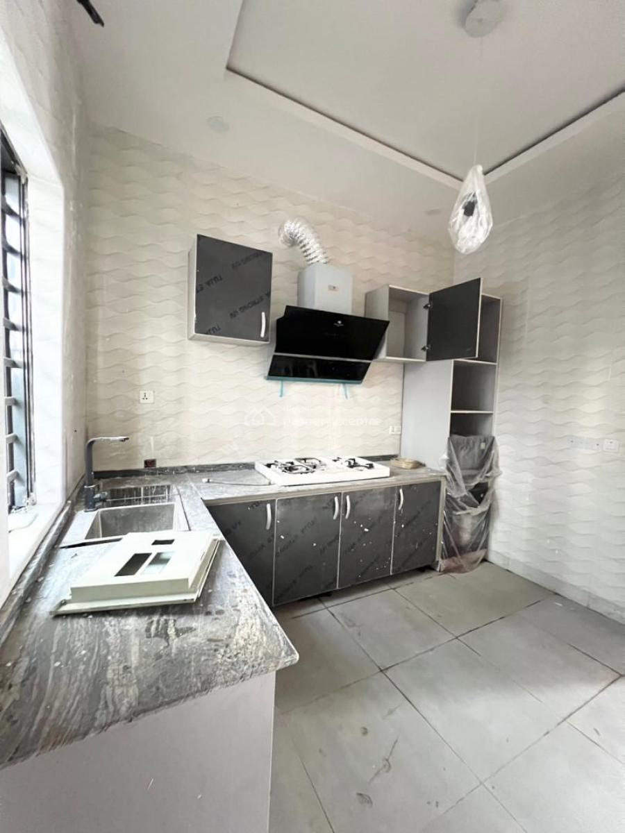 Classic 4bedroom Terrace Duplex in a Secure Estate, Ologolo, Lekki, Lagos, Terraced Duplex for Sale