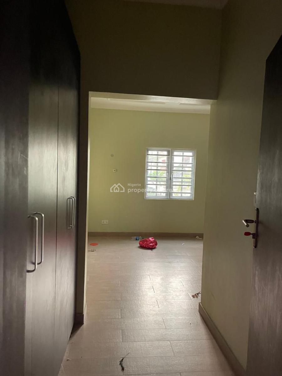 Well Maintained 4 Bedrooms Duplex, Chevron, Lekki, Lagos, Semi-detached Duplex for Rent