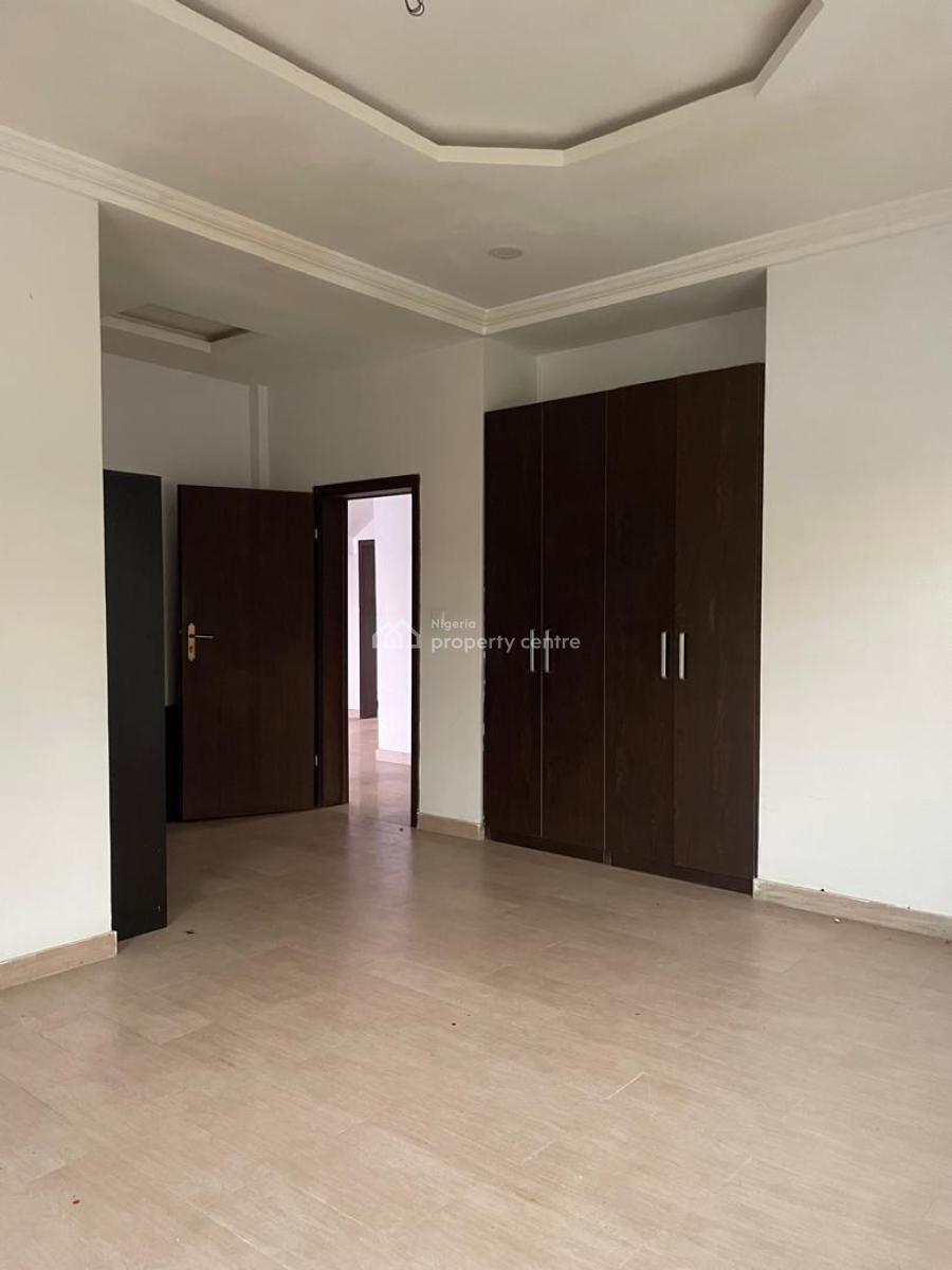 Well Maintained 4 Bedrooms Duplex, Chevron, Lekki, Lagos, Semi-detached Duplex for Rent