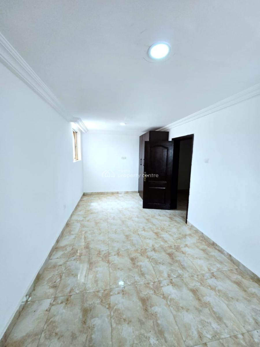 6 Units of 3-bedrooms Apartment, Lekki Phase 1, Lekki, Lagos, Flat / Apartment for Rent