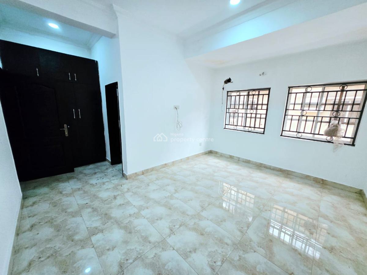 6 Units of 3-bedrooms Apartment, Lekki Phase 1, Lekki, Lagos, Flat / Apartment for Rent